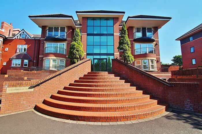 3 Bedroom Apartment To Rent In Golf Open - Cambridge Road, Churchtown - Sleeps, PR9