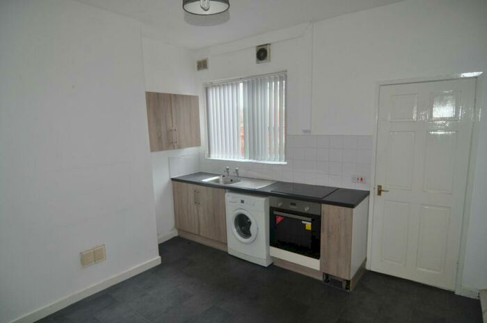 3 Bedroom House To Rent In Hickleton Terrace, Thurnscoe, S63