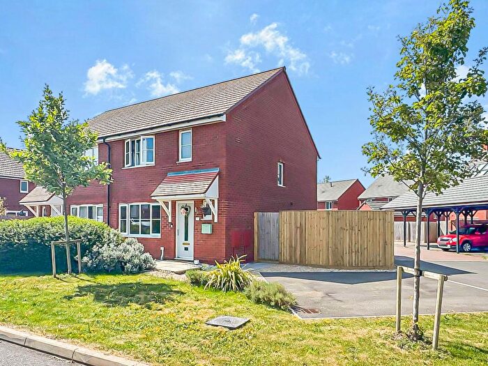 3 Bedroom Semi Detached House For Sale In Great Oldbury, Gloucestershire, GL10