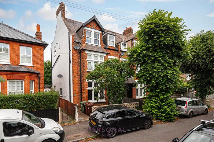1 Bedroom Flat To Rent In Randolph Road, Epsom, KT17