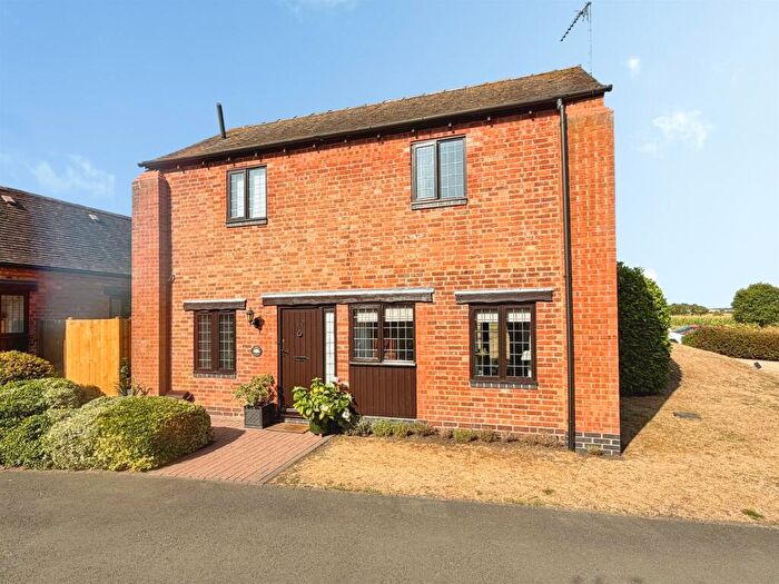 2 Bedroom Detached House For Sale In Campden Road, Clifford Chambers, Stratford-Upon-Avon, CV37