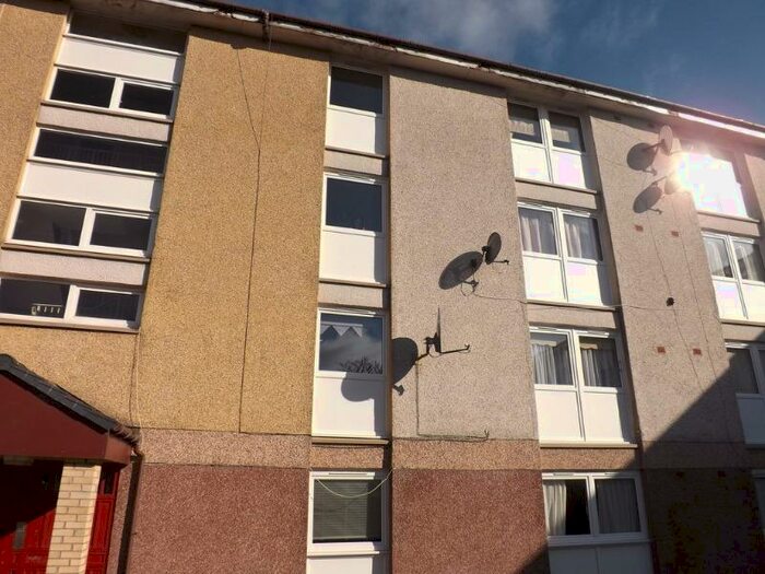 2 Bedroom Flat To Rent In Stewarton Terrace, Wishaw, North Lanarkshire, ML2