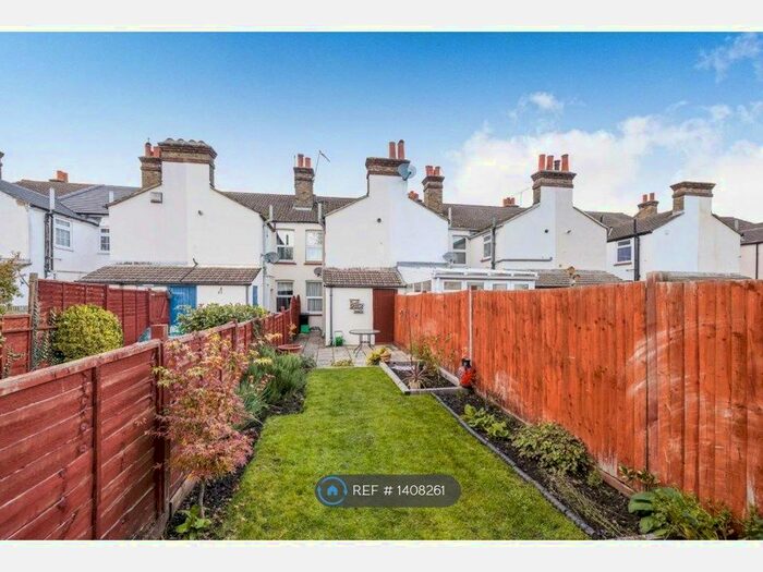 2 Bedroom Terraced House To Rent In Bridge Road, Orpington, BR5