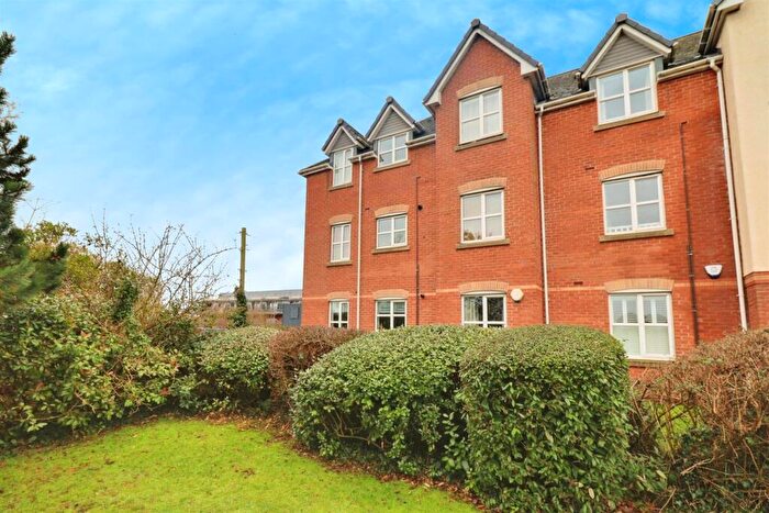 2 Bedroom Apartment For Sale In Foxholme Court, Crewe, CW1