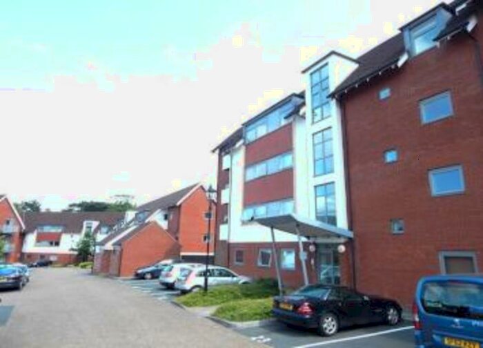 1 Bedroom Apartment To Rent In Griffin Close, Northfield, Birmingham, B31
