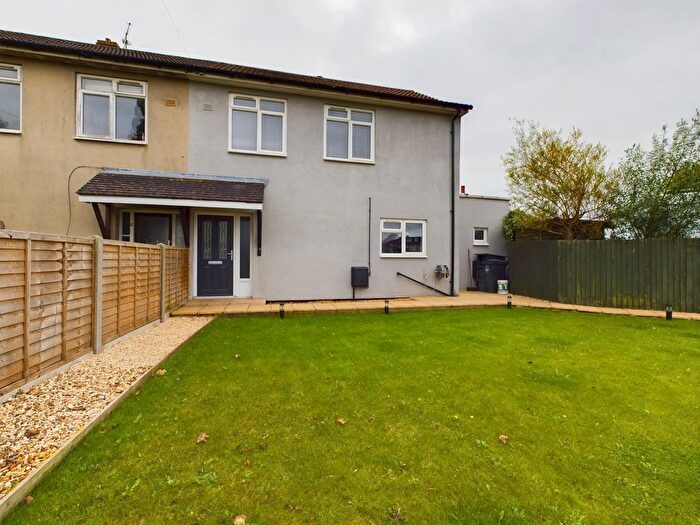 3 Bedroom Semi-Detached House To Rent In Southey Road, Clevedon, North Somerset, BS21