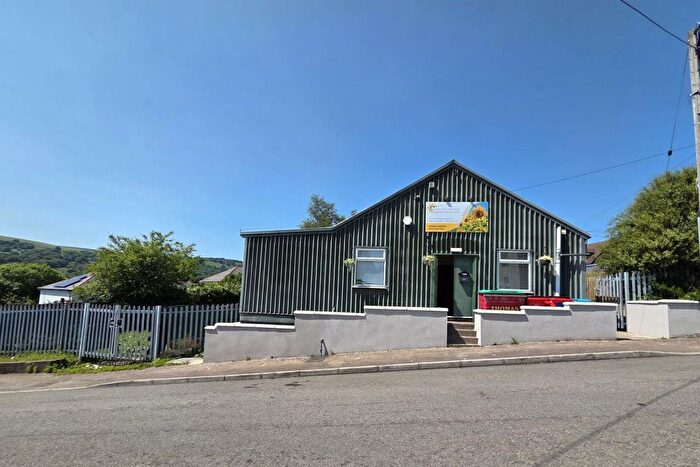 Property To Rent In Garndiffaith Calvinistic Chapel, Garndiffaith, NP4