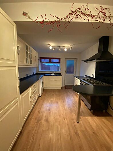 2 Bedroom Terraced House To Rent In Channel View Road, Cardiff(City), CF11