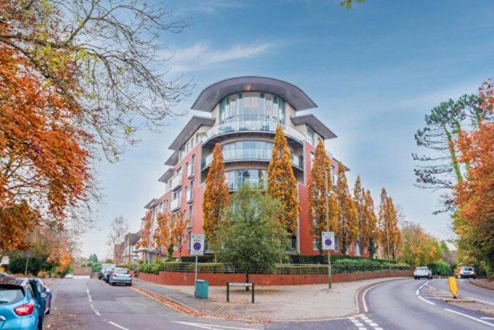 2 Bedroom Penthouse To Rent In Constitution Hill, Woking, GU22