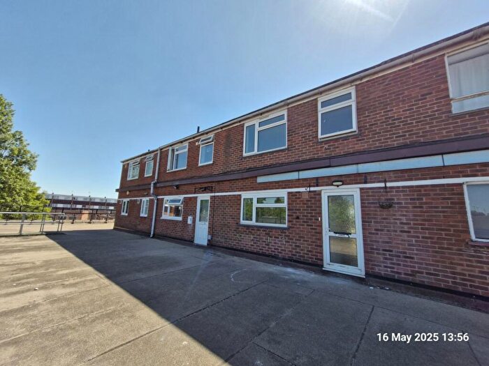 2 Bedroom Flat To Rent In Coventry Road, Sheldon, Birmingham, West Midlands, B26