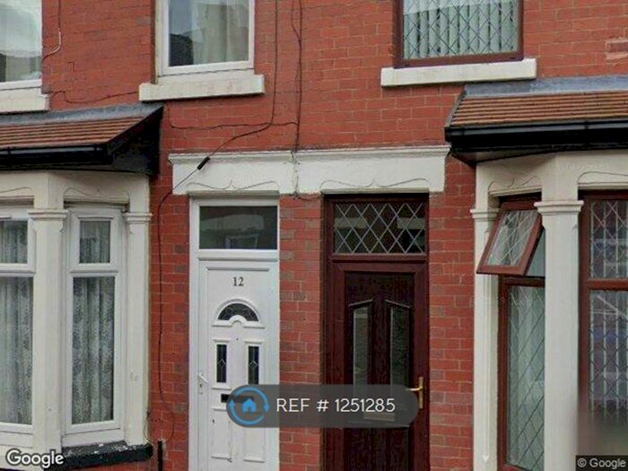 3 Bedroom Terraced House To Rent In Chinley Avenue, Manchester M40