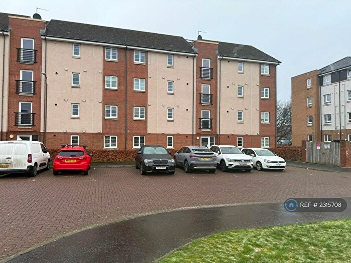 2 Bedroom Flat To Rent In Mcdonald Crescent, Falkirk, FK2