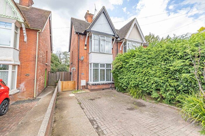 2 Bedroom Semi-detached House For Sale In Faversham Road, Kennington, Ashford, Kent, TN24