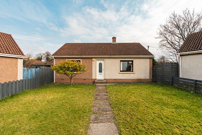 2 Bedroom Bungalow For Sale In Suttieslea Crescent, Newtongrange, EH22