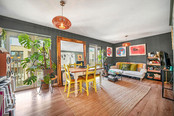 2 Bedroom Flat For Sale In Spurstowe Terrace, London, E8