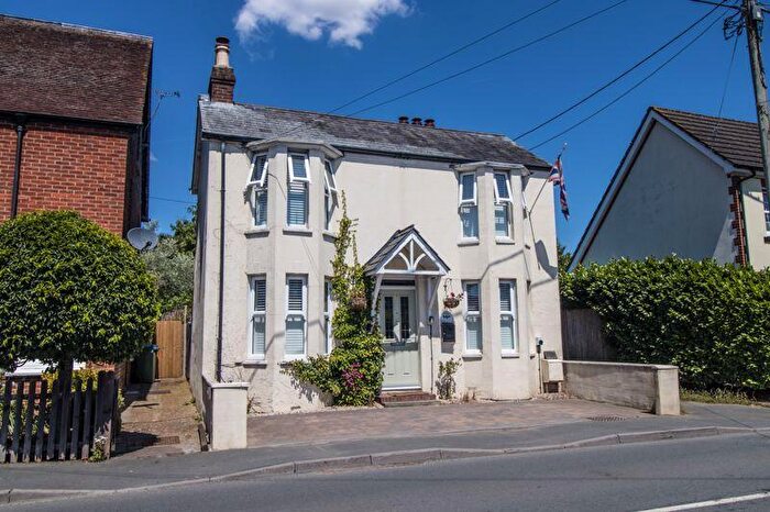 3 Bedroom Detached House For Sale In High Street, Partridge Green, RH13