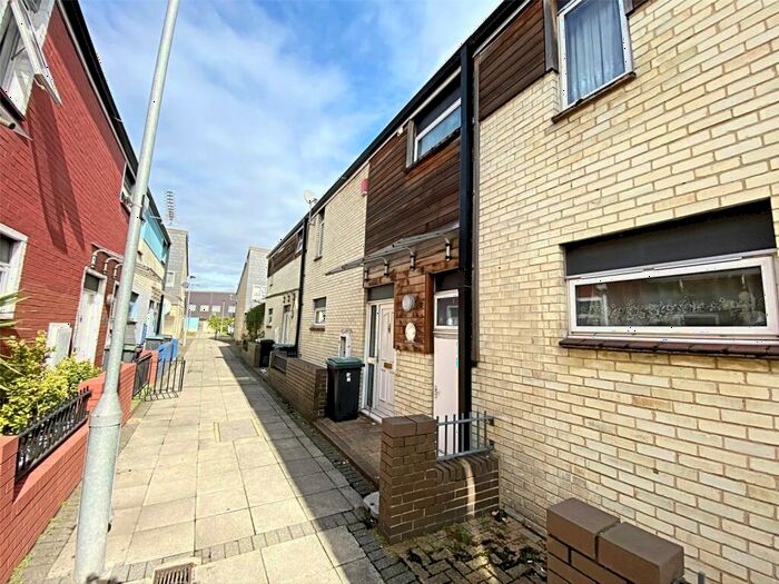 3 Bedroom Terraced House To Rent In Suffolk Road, London, N15