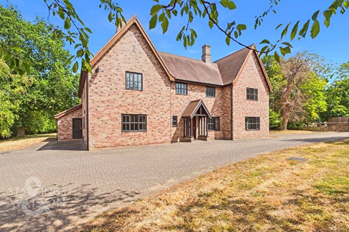 5 Bedroom Detached House For Sale In Rickinghall Road, Hinderclay, Diss, IP22