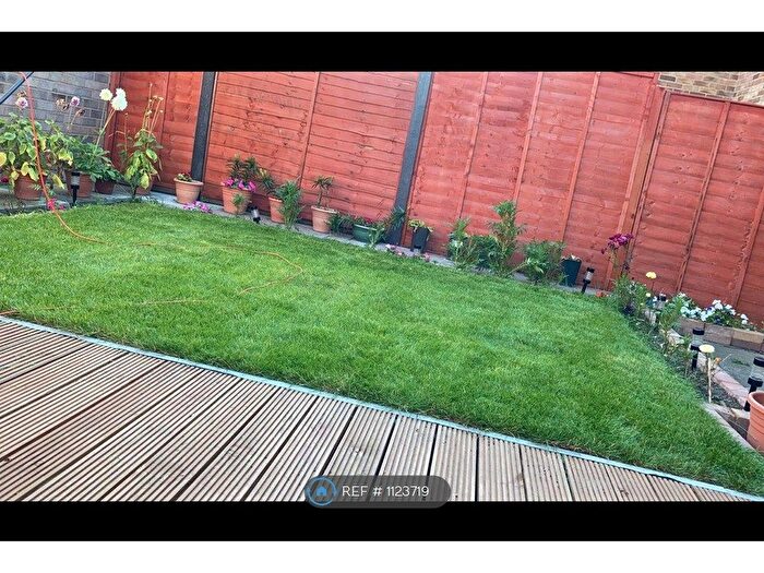 4 Bedroom End Of Terrace House To Rent In Frampton Walk, Coventry, CV2