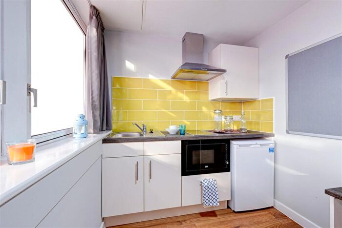 Studio To Rent In Hounds Gate, Nottingham, NG1