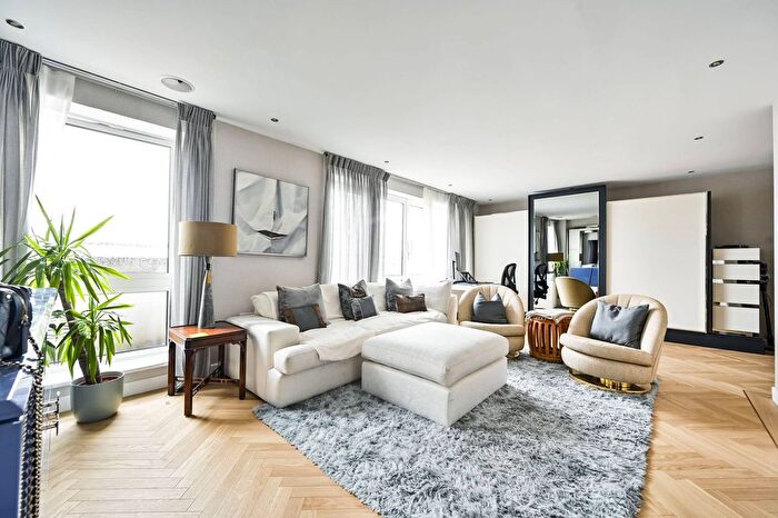 2 Bedroom Flat To Rent In Chelsea Creek, Chelsea Creek, London, SW6