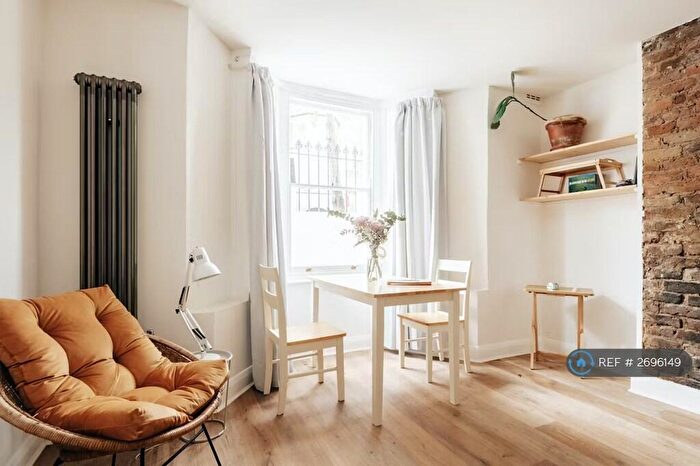 1 Bedroom Flat To Rent In Dunlace Road, London, E5