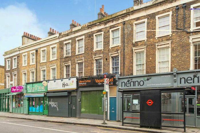 Flat To Rent In Caledonian Road, London, N1