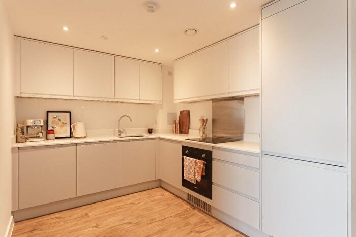 2 Bedroom Flat To Rent In Altitude At Phoenix, Saxton Lane, Leeds, West Yorkshire, LS9