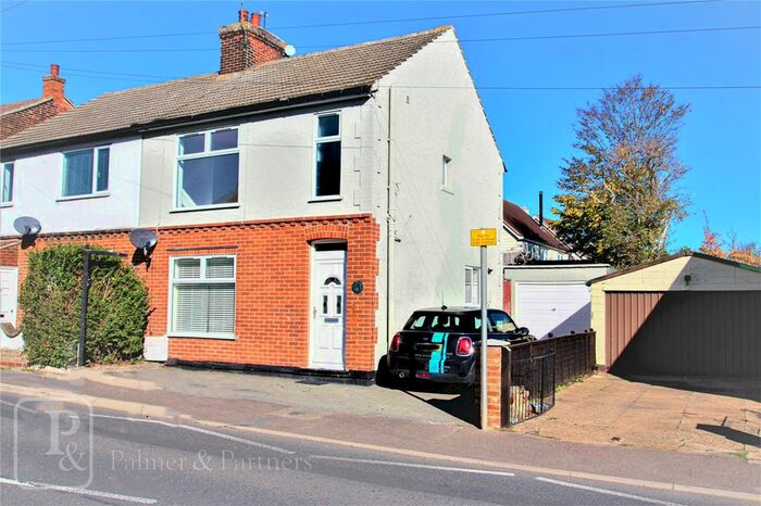 3 Bedroom End Of Terrace House To Rent In Bergholt Road, Colchester, Essex, CO4