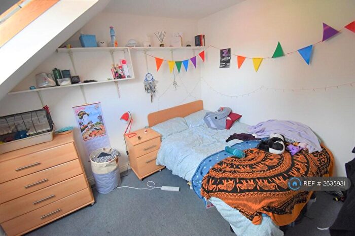 7 Bedroom Semi Detached House To Rent In Granby Gardens, Reading, RG1