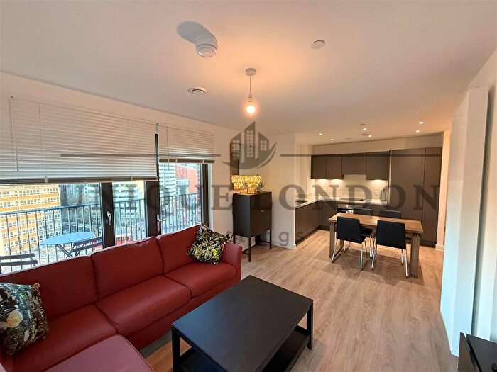 2 Bedroom Flat To Rent In Pullman House, Brook House, Wembley, HA9