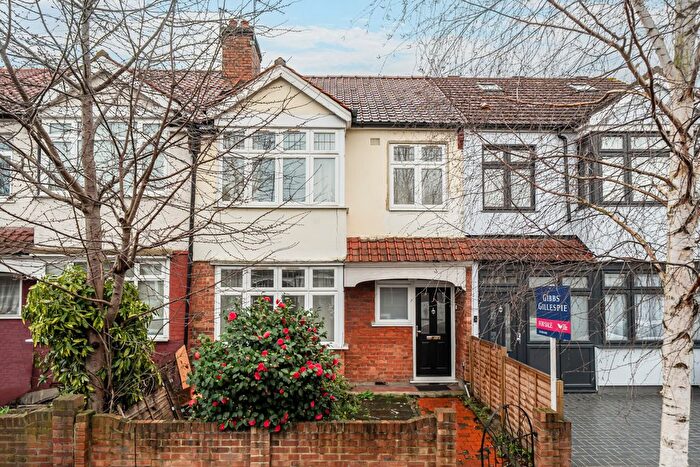 3 Bedroom Terraced House For Sale In Radbourne Avenue, London, W5