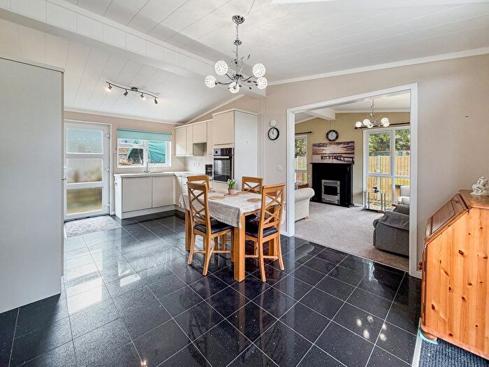 2 Bedroom Mobile/park Home For Sale In Milano Avenue, Martlesham Heath, Martlesham, IP5