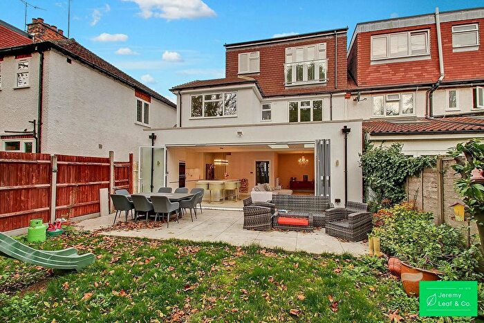 5 Bedroom End Terrace House For Sale In Elm Gardens, East Finchley, N2