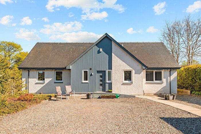 2 Bedroom Detached Bungalow For Sale In High Street, Auchterarder, PH3