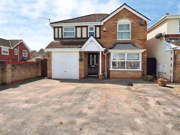 4 Bedroom Detached House For Sale In Nicholas Court, Gorseinon, Swansea, SA4
