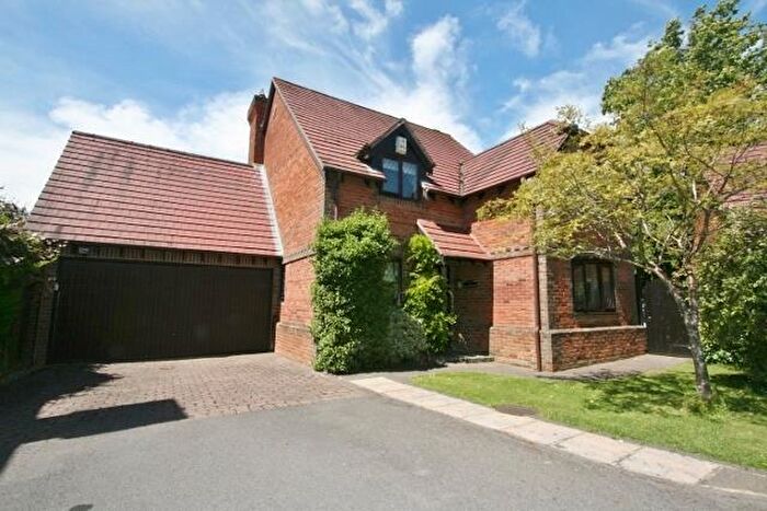 4 Bedroom Detached House To Rent In Romans Gate, Tadley, RG26