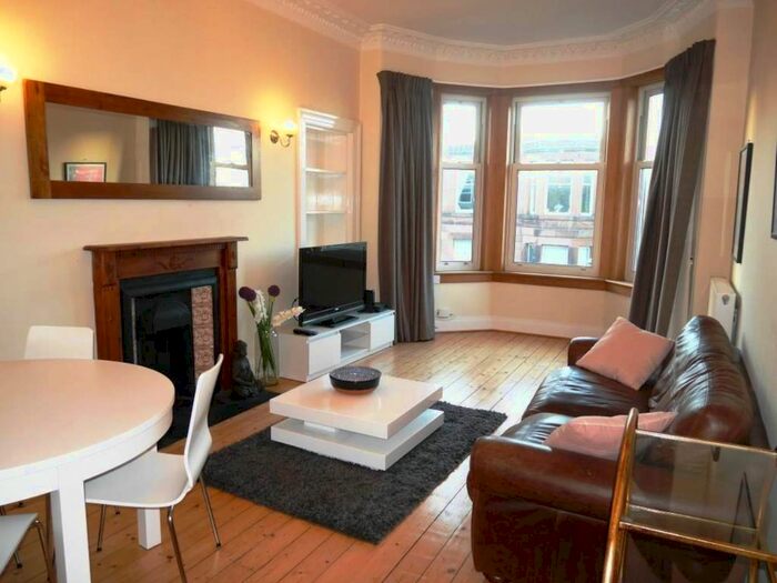 2 Bedroom Flat To Rent In The Limes, Napier Road, Edinburgh, EH10