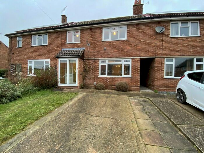 3 Bedroom Terraced House To Rent In Redwing Close, Ipswich, IP2