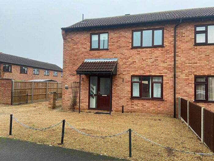 3 Bedroom House Boat To Rent In Wimbotsham Road, Downham Market, PE38