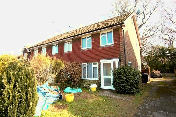 3 Bedroom End Of Terrace House To Rent In Chichester Way, Burgess Hill, RH15