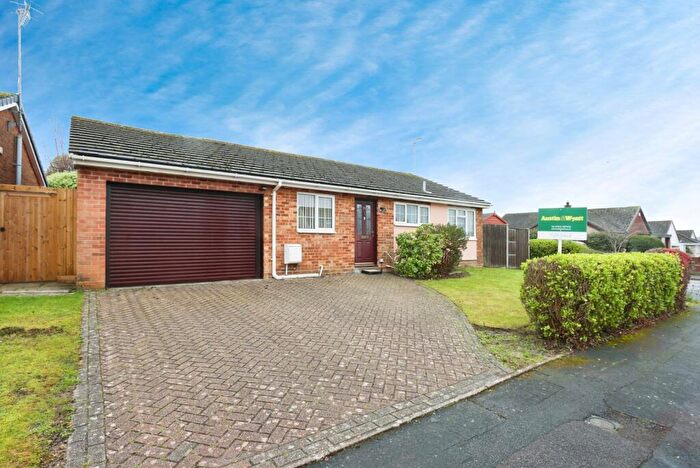 3 Bedroom Bungalow For Sale In Bader Road, Canford Heath, Poole, Dorset, BH17
