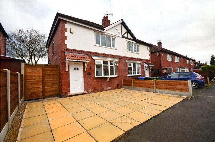 2 Bedroom Semi-Detached House To Rent In Finsbury Road, Reddish, Stockport, SK5