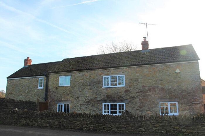 4 Bedroom Country House To Rent In Hardington Mandeville, BA22