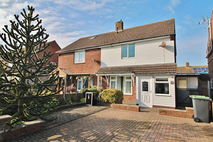 2 Bedroom Semi Detached House For Sale In Ilex Walk, Hayling Island, PO11
