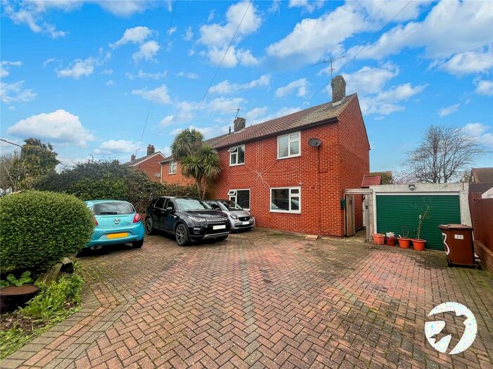 3 Bedroom Semi-Detached House To Rent In Swingate Avenue, Cliffe, Rochester, ME3