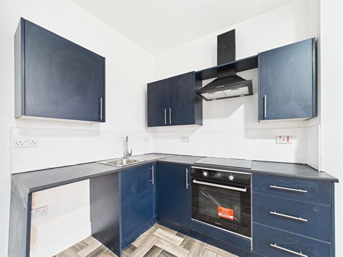 2 Bedroom Apartment To Rent In Stockport Road, Levenshulme, Manchester, M19