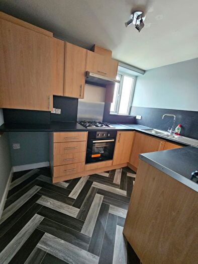 2 Bedroom Flat To Rent In Greenfield Road, Colwyn Bay, LL29