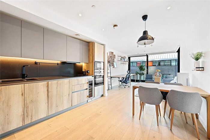 1 Bedroom Apartment To Rent In Makers Building, N1