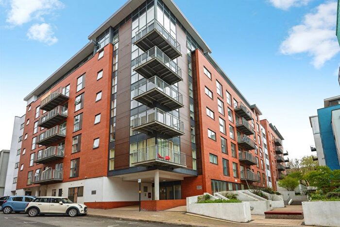 2 Bedroom Flat For Sale In Sherborne Street, Birmingham, B16